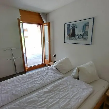 Apartment Chateau 01 *