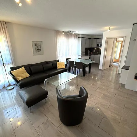 Apartamento Chateau 01 *