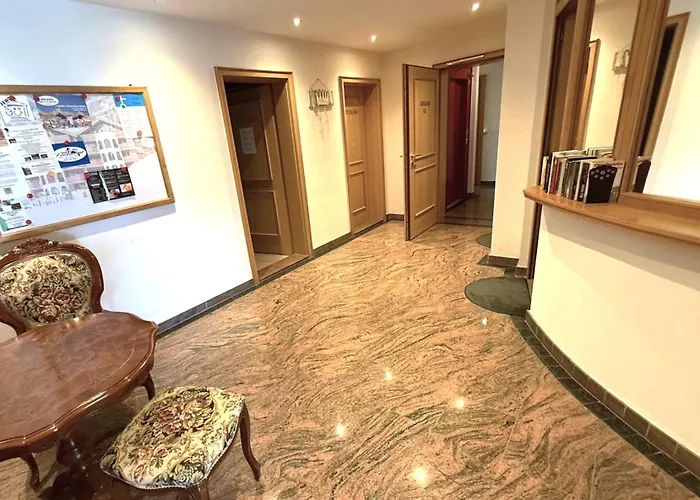 Chateau 01 * 洛伊克巴德