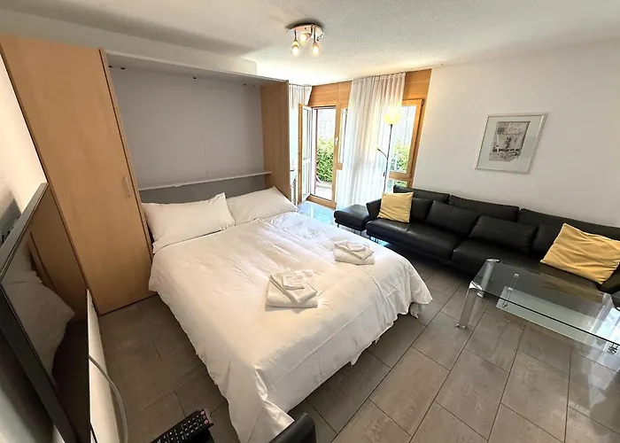 Chateau 01 洛伊克巴德