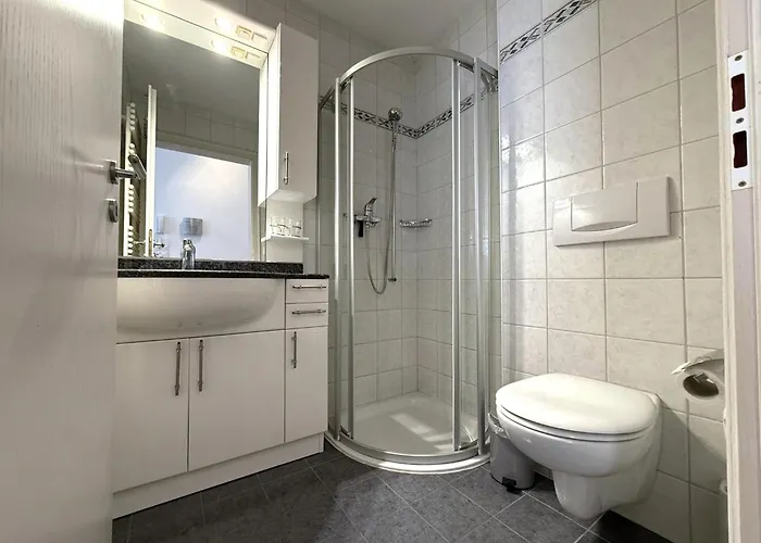 Chateau 01 洛伊克巴德