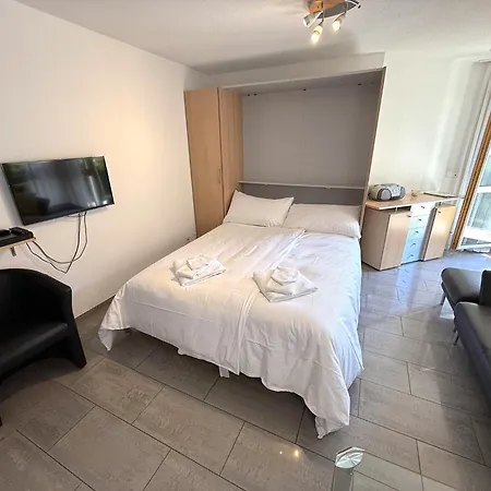 Chateau 01 洛伊克巴德